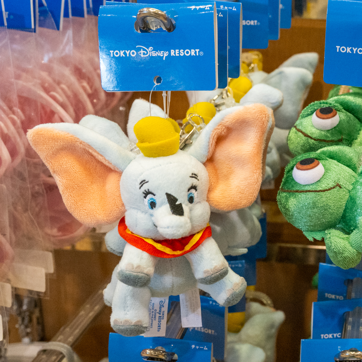 魔法の羽”を持ったダンボ！東京ディズニーランド『ダンボ』ぬいぐるみ