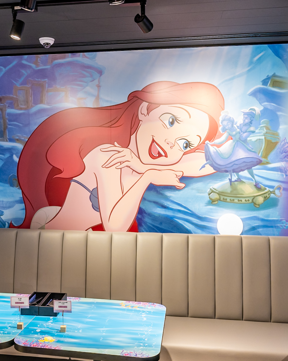 人間の住む世界にあこがれる人魚の「アリエル」がコンセプト