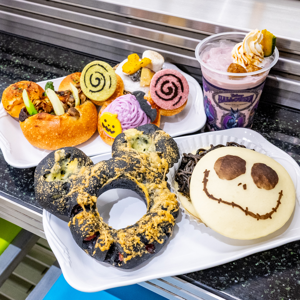 ジャック・スケリントンやカラフルかわいいブレッドも！ディズニー