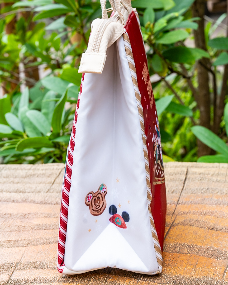 パークのクリスマスを彩るお手伝いをするミッキーたちをデザイン！東京