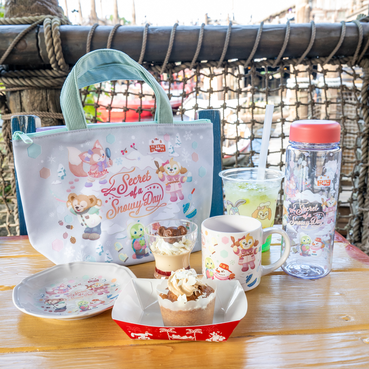 スーベニアカップ付き！東京ディズニーシー「ダッフィー&フレンズの