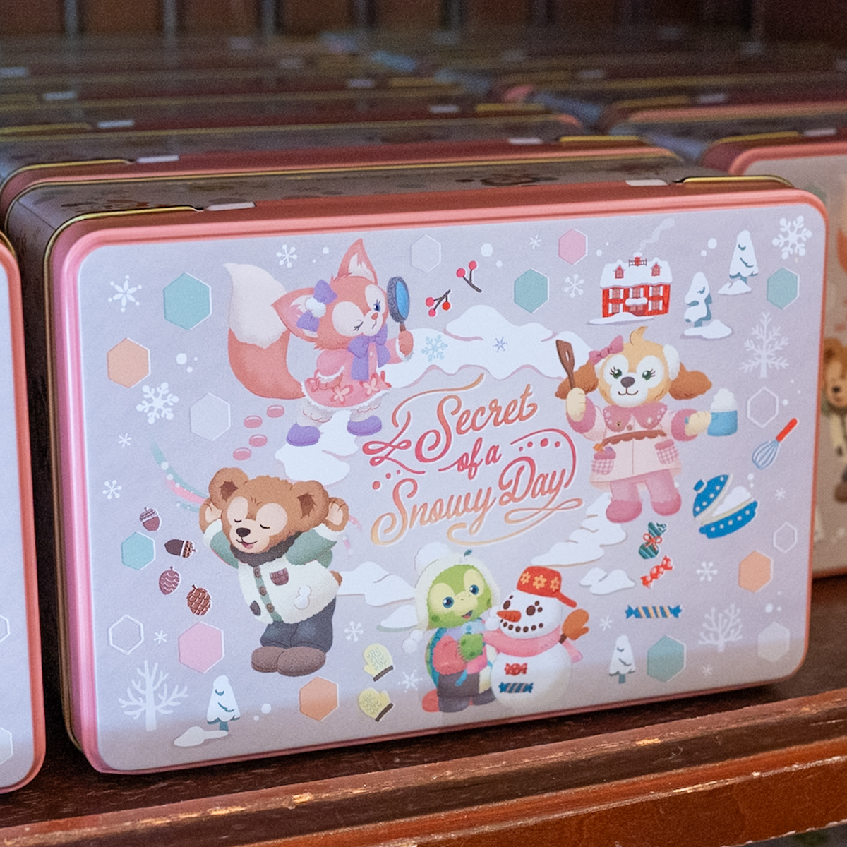 雪の日のひみつ”を探すダッフィーたちがかわいい！東京ディズニーシー