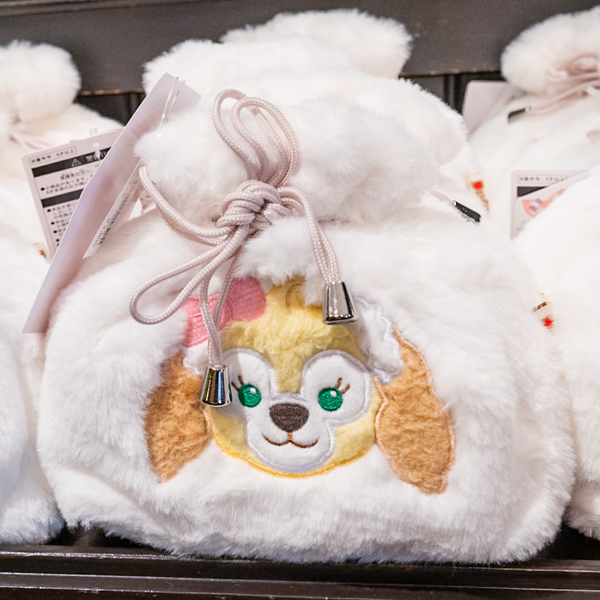 雪の日のひみつ”を探すダッフィーたちがかわいい！東京ディズニーシー