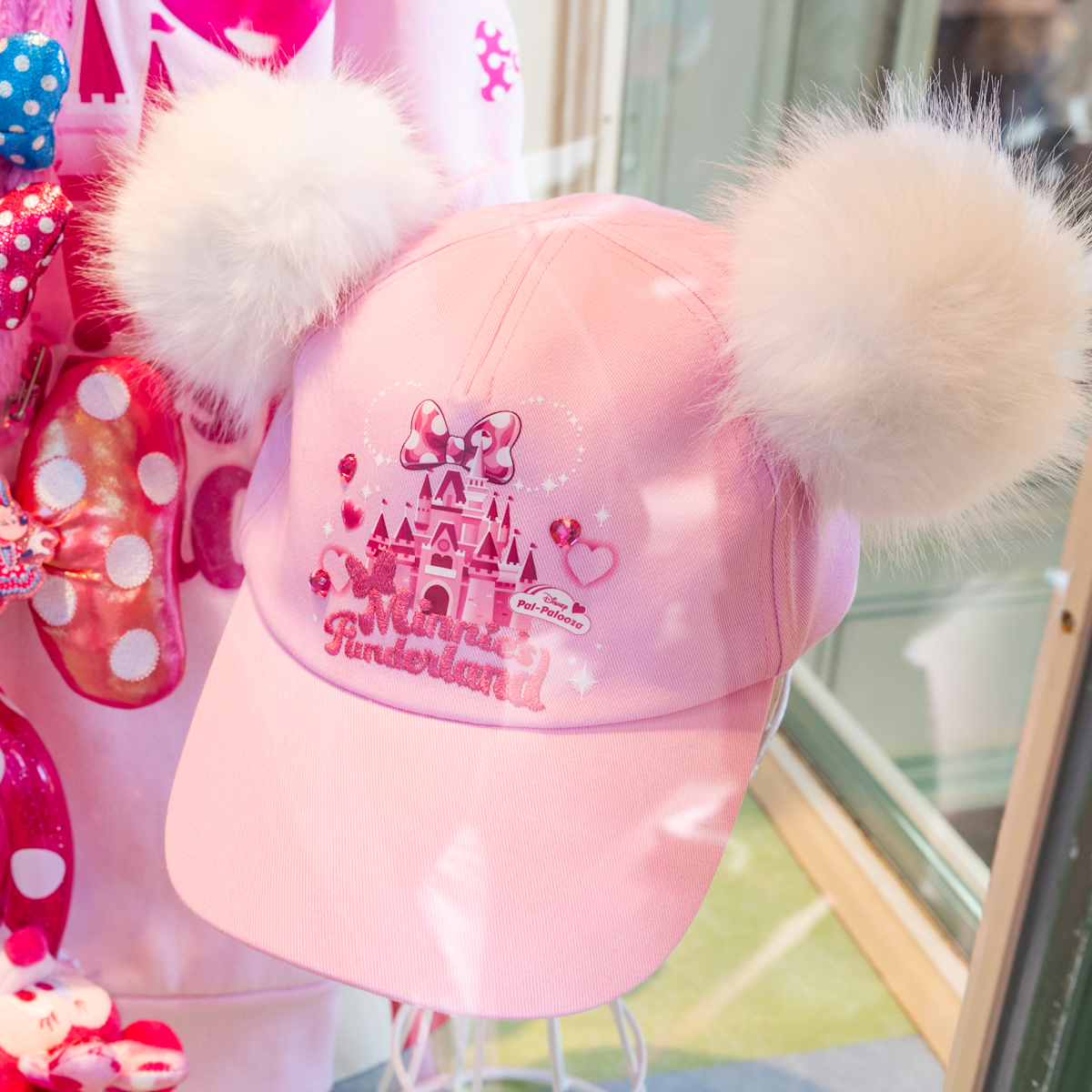 ポップでキュートなデザイン！東京ディズニーランド「ディズニー