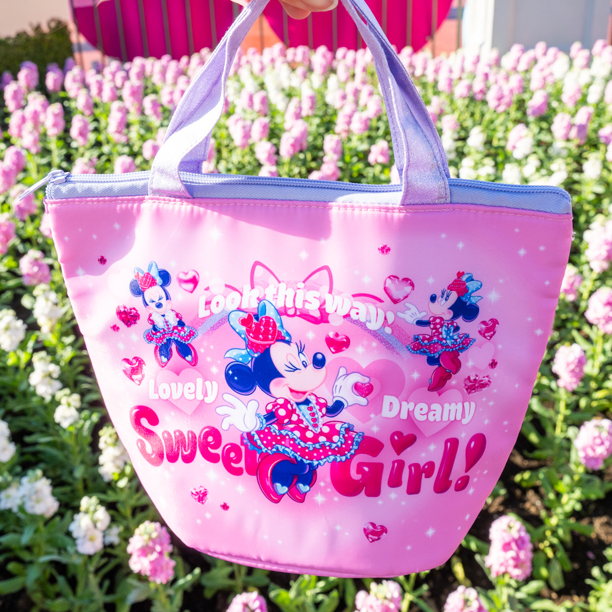 ピンク×パープルのポップでキュートなデザイン！東京ディズニーランド