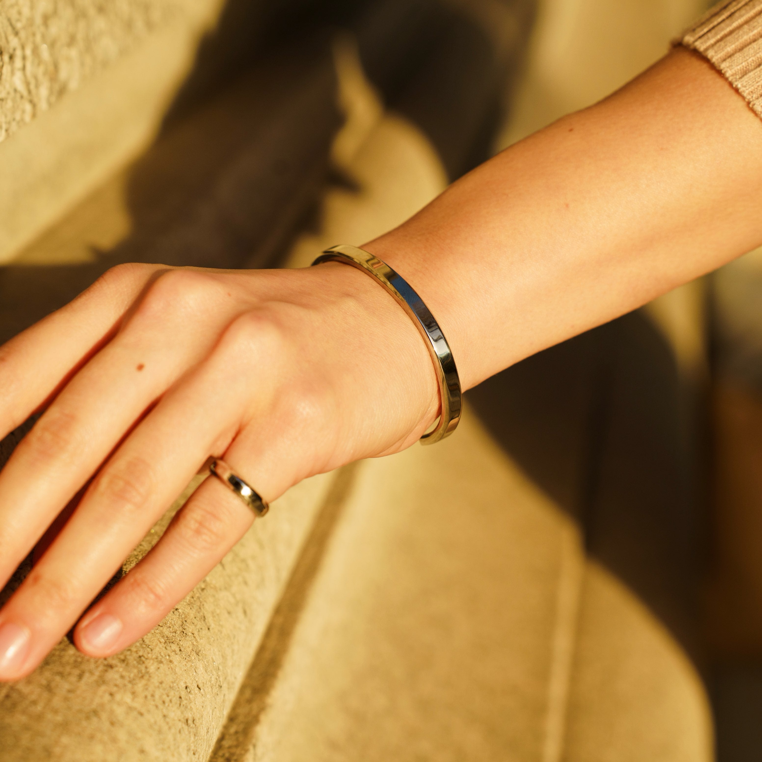 アイコン ドレス バングル シルバー