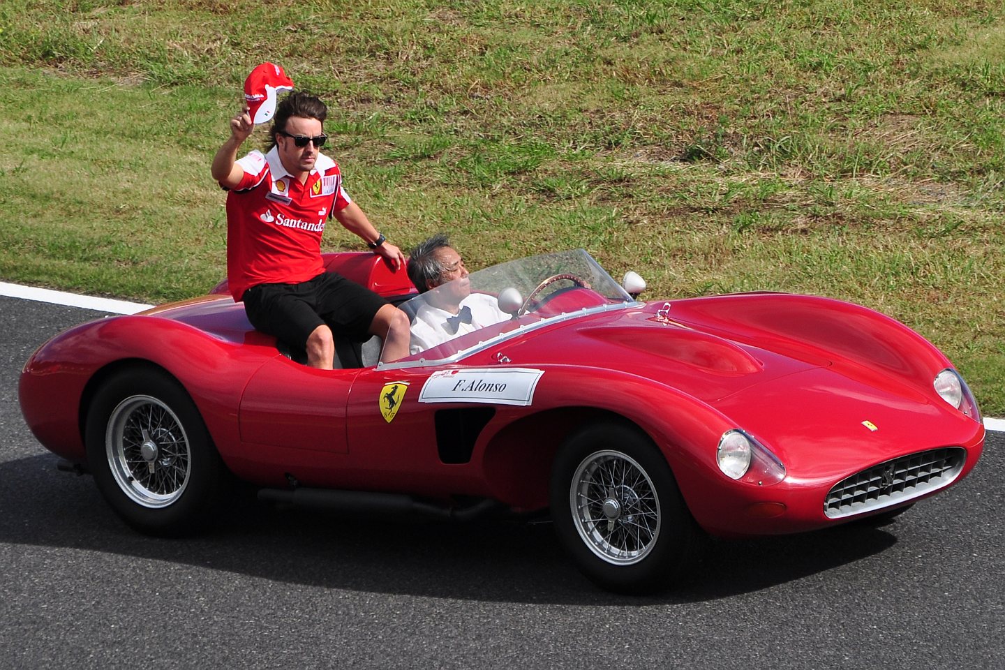 2010 F1 日本GP フェラーリ F10 フェルナンド・アロンソ: ミニカー