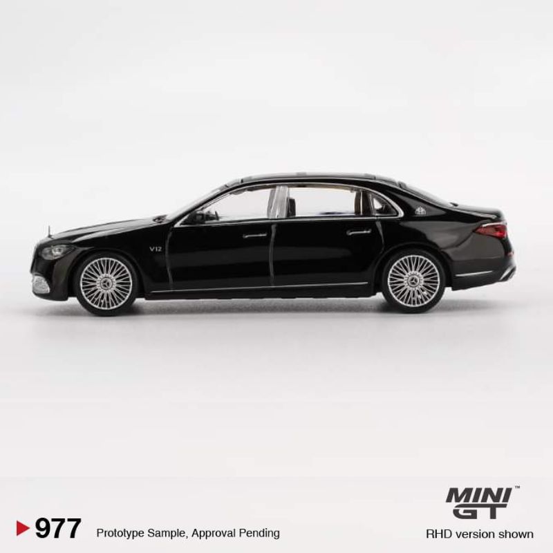 MINI GT Mercedes-Maybach S 680 Black - MINIATURE TOY SHOP
