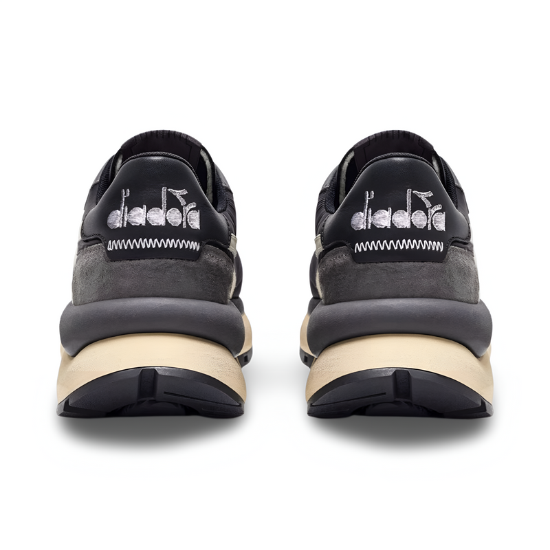 MERCURY ELITE – MINIMAL WARDROBE