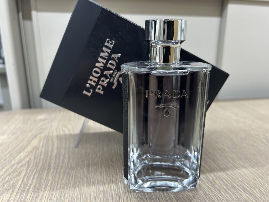 プラダ 香水 人気ラインナップ｜知性と官能が共存する「モダン