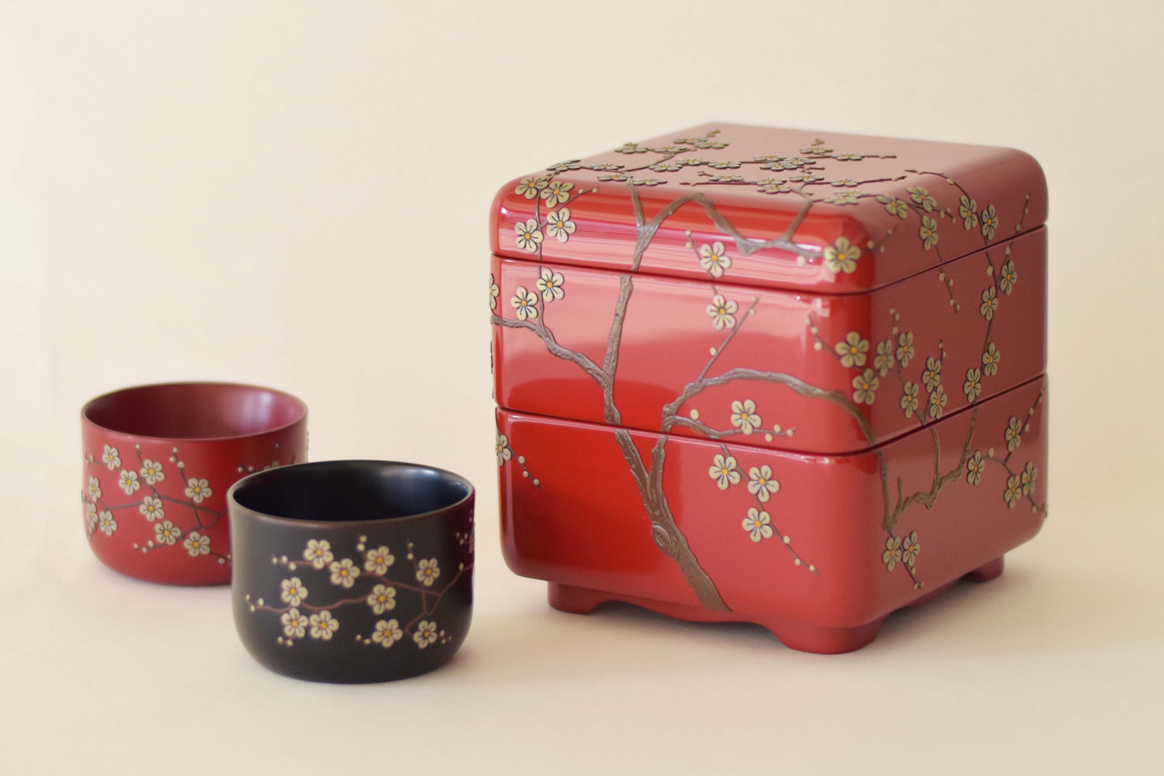 角萬漆器 | コンテンツ | おきなわMICEナビ - 沖縄の会議・研修・展示