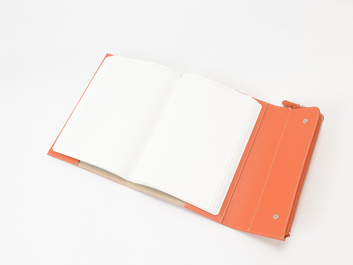 エンボス ペンケース付きノートカバー | 革財布のお店mic (ミック)