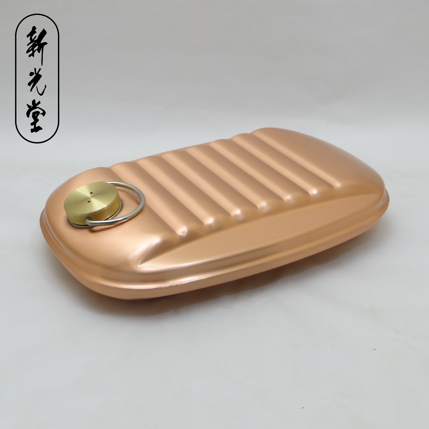 新光堂＞ 銅湯たんぽ（小）袋付き 1200ml | 新潟県燕市 | 三越伊勢丹