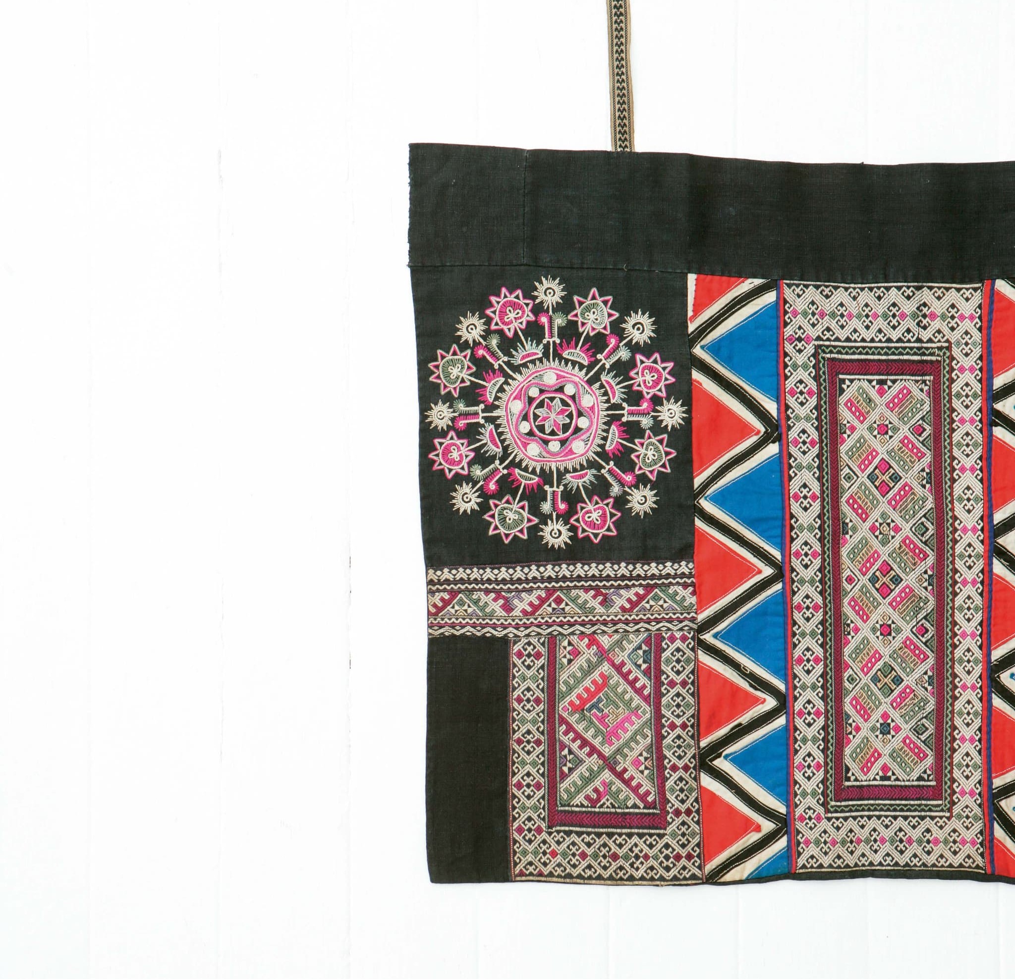 中国】蘇繍（ソシュウ）・打子繍（ダーズゥシュウ） | MIGRATEUR