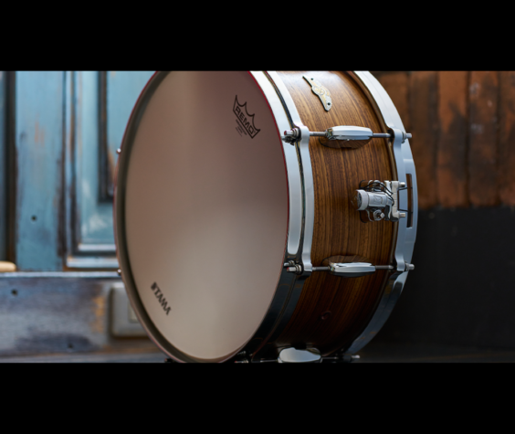 三木楽器創業200周年を記念し、プレミアムなマテリアル「ソリッド