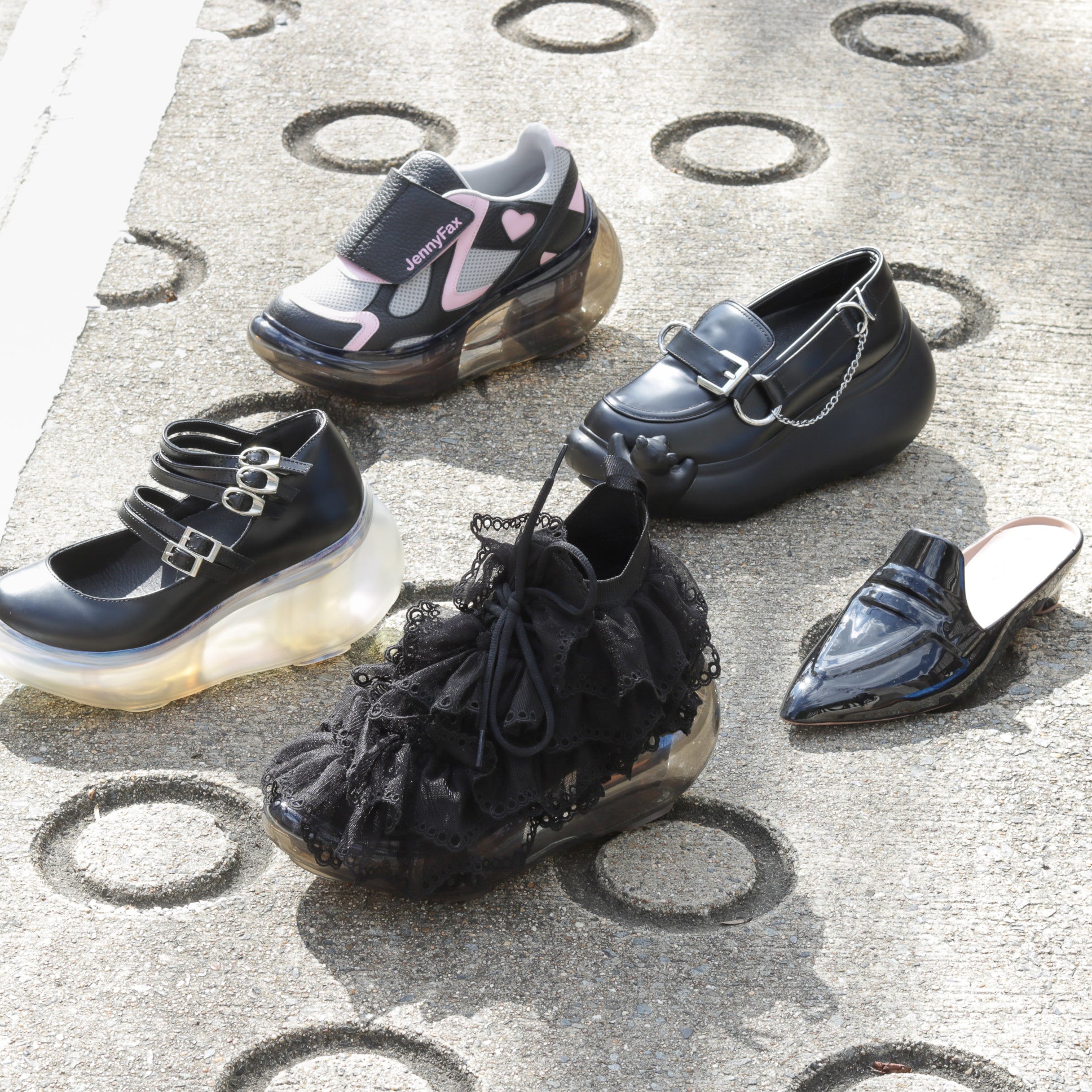 Lace Moon / Black｜MIKIOSAKABE&JennyFax公式ストア – MIKIOSAKABE