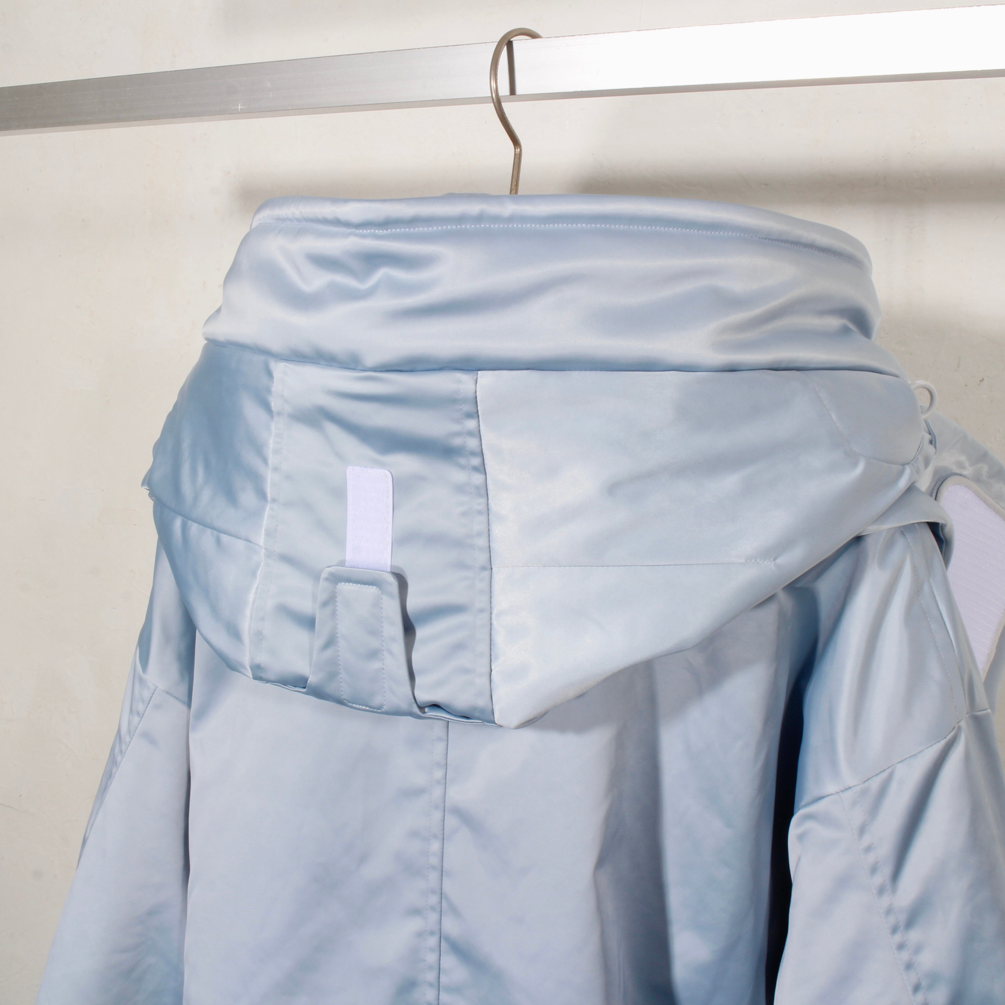 シェルターコート:round model / セルリアンシルバー – MIKIRIHASSHIN