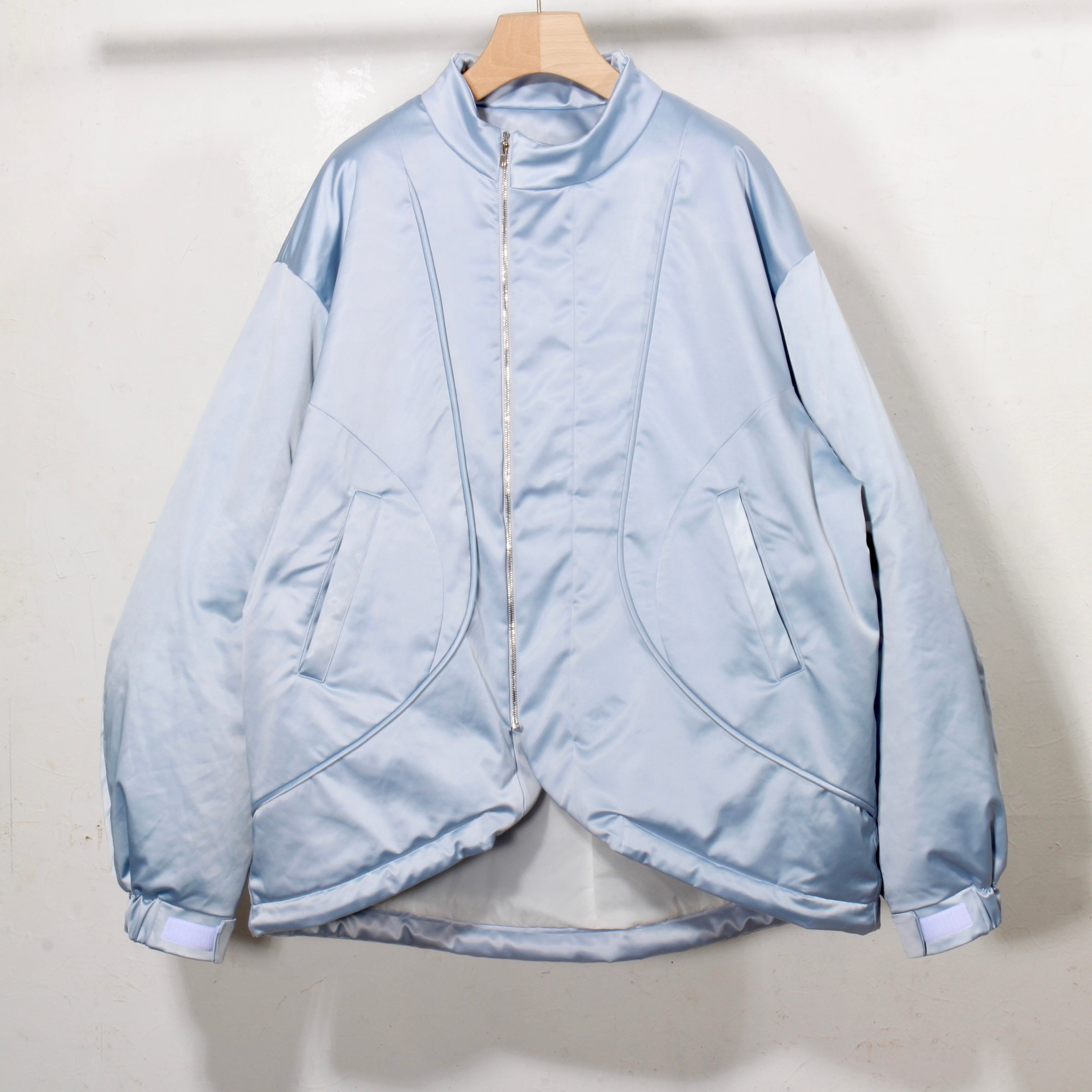 シェルターコート:round model / セルリアンシルバー – MIKIRIHASSHIN