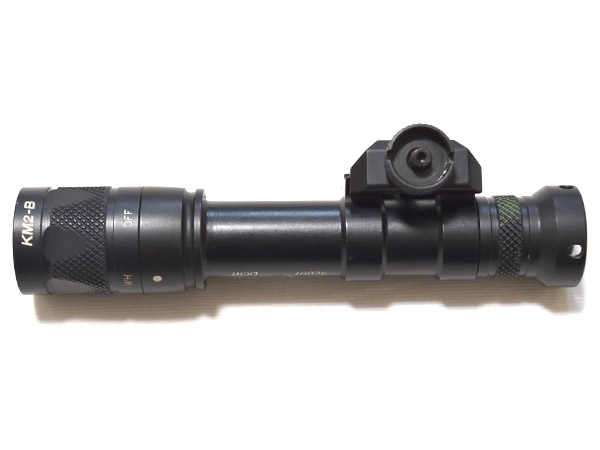 米軍実物 Surefire シュアファイア M600 スカウトライト ブラック 特殊