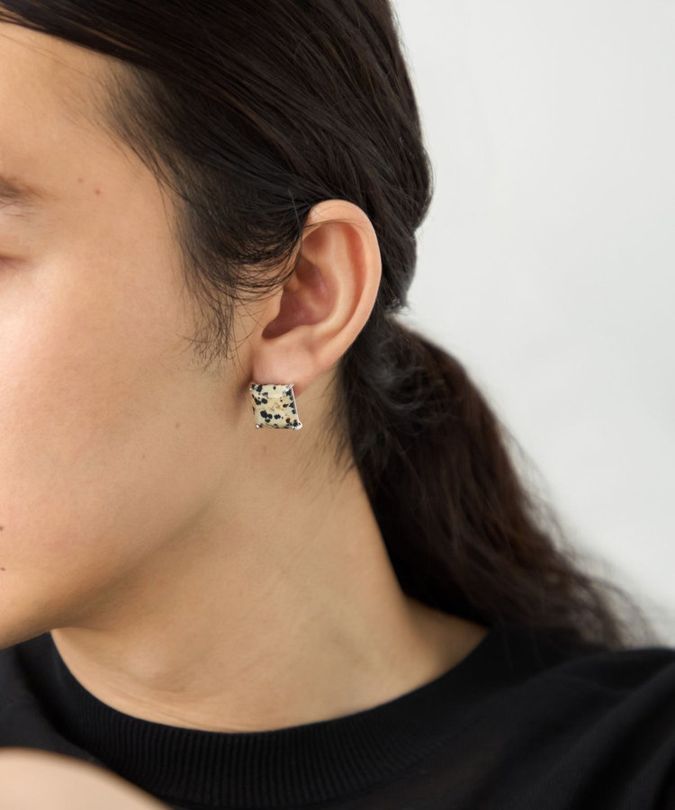 タイル] グラナイト ピアス M（872330） ｜ women（ウィメンズ