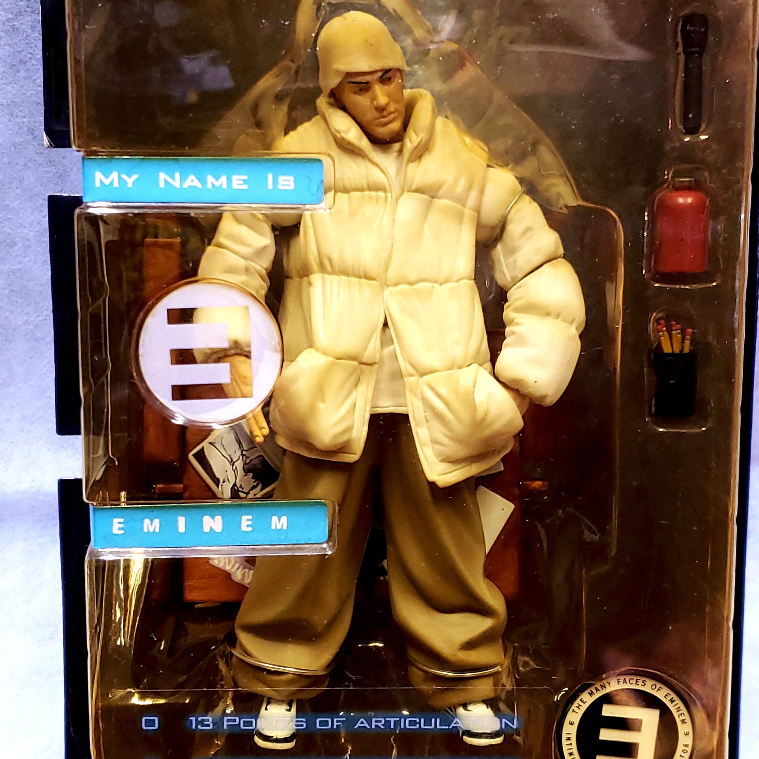 EMINEM FIGURE | MILO STYLE