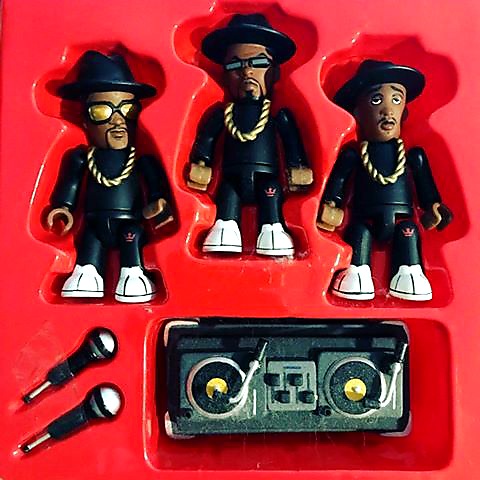 RUNDMC MEZ-ITZ MEZCO FIGURE | MILO STYLE