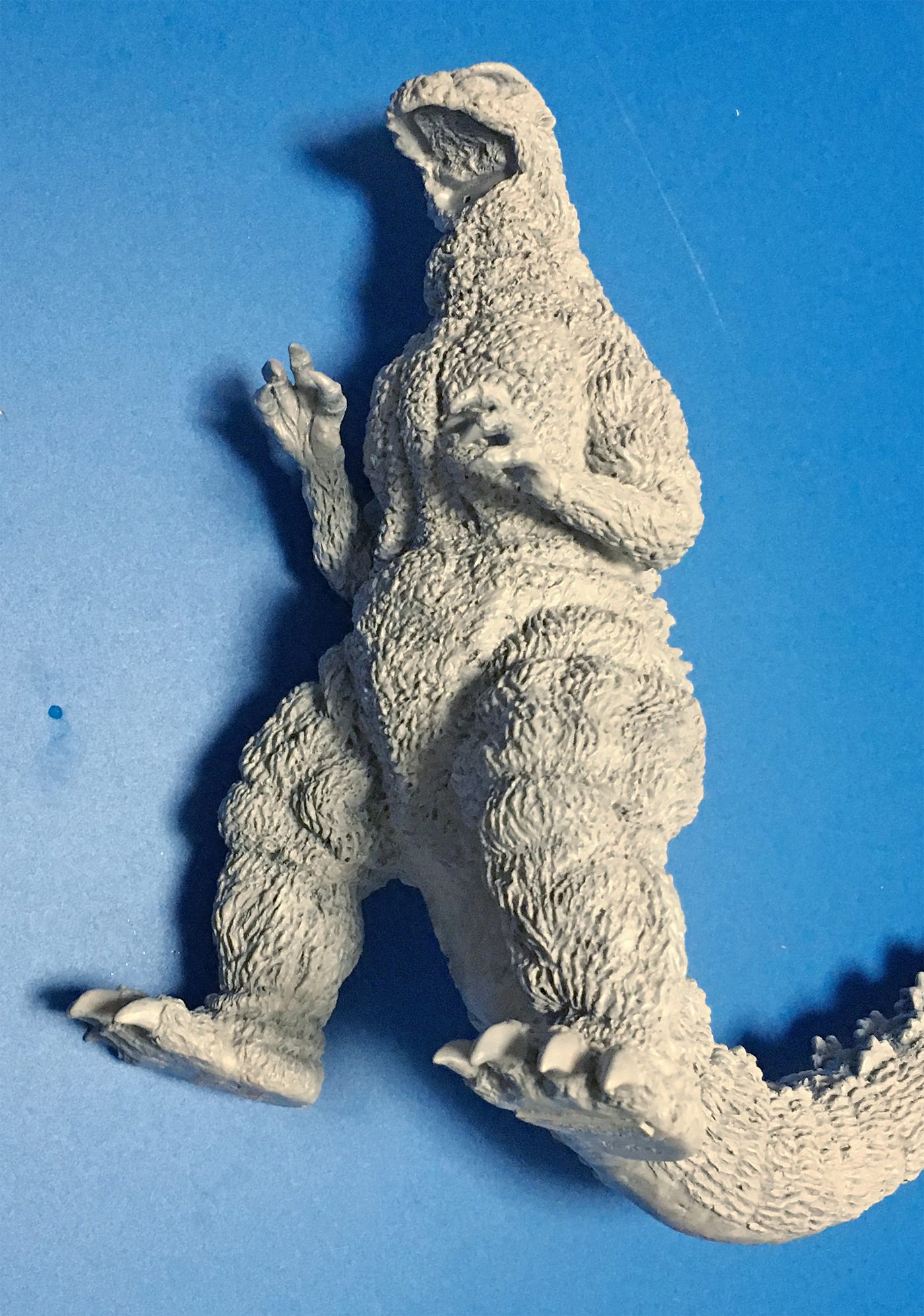 海洋堂 20cmシリーズ『84ゴジラ』 気泡の処理 その1 | by NegativeMind