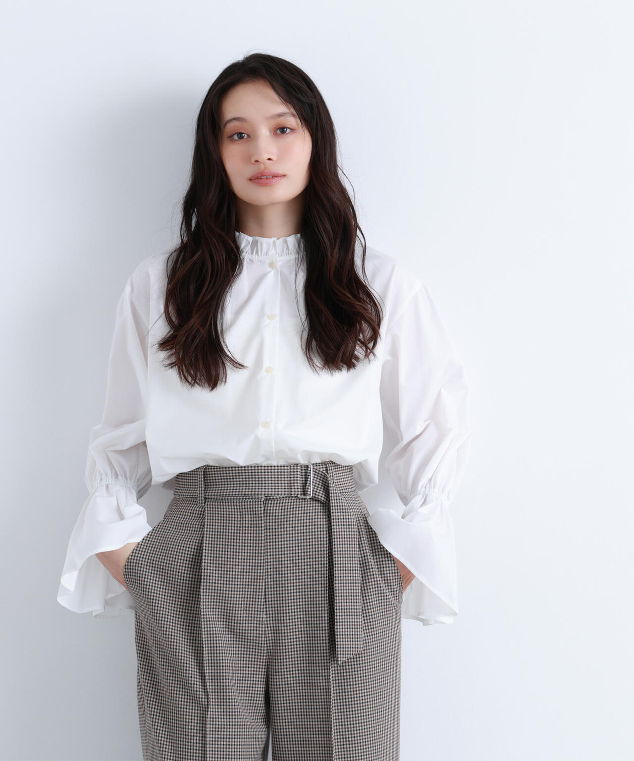 Oggi掲載】フリルカフスハイネックブラウス | NATURAL BEAUTY BASIC