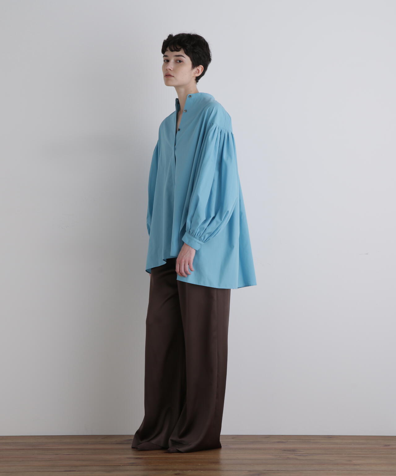 タイプライターギャザーブラウス | LE PHIL（ル フィル） ｜【公式