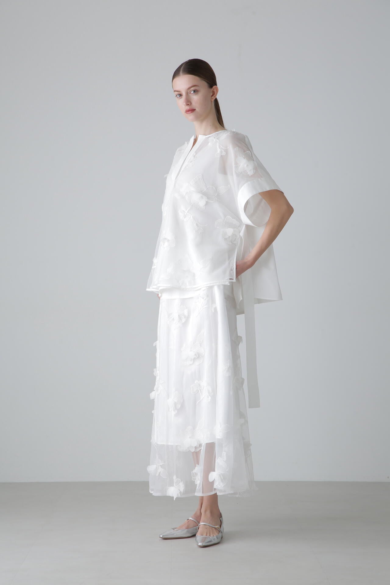 3Dレースブラウス | ADORE（アドーア） ｜【公式】通販mix.tokyo