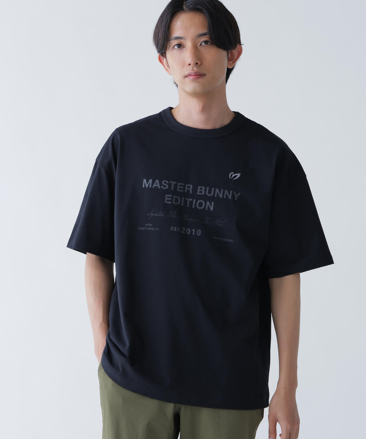 E.EARH ストレッチジャージ半袖Tシャツ | MASTER BUNNY EDITION