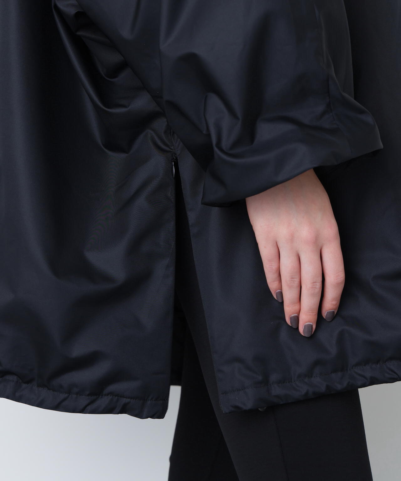 ポンチョダウン | hLM（エイチエルエム） ｜【公式】通販mix.tokyo