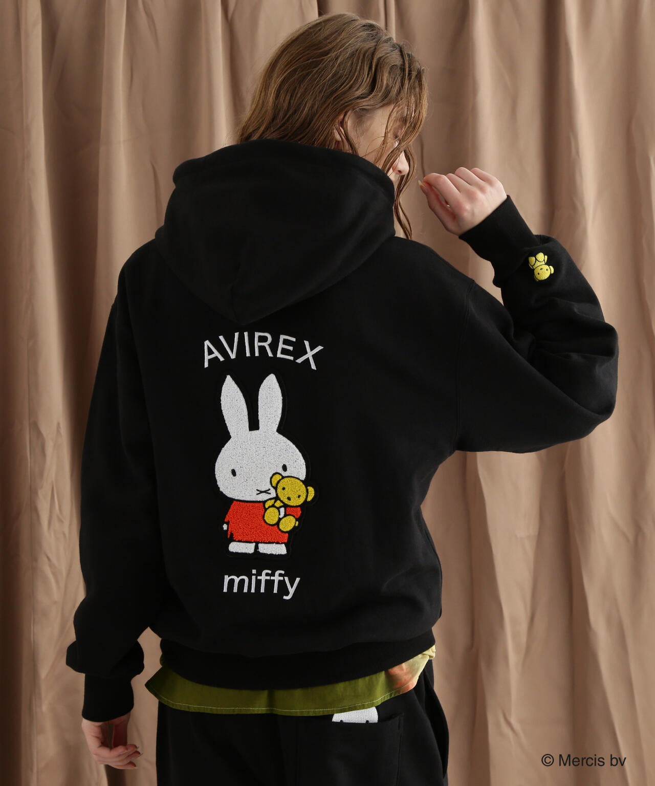 AVIREX×miffy》WEB限定 SWEAT PULLOVER PARKA/アヴィレックス