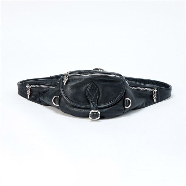 CHROME HEARTS スナットパック ダガー クロスボディバッグ ブラック