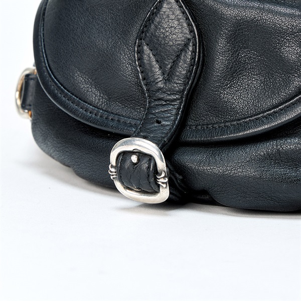 CHROME HEARTS スナットパック ダガー クロスボディバッグ ブラック
