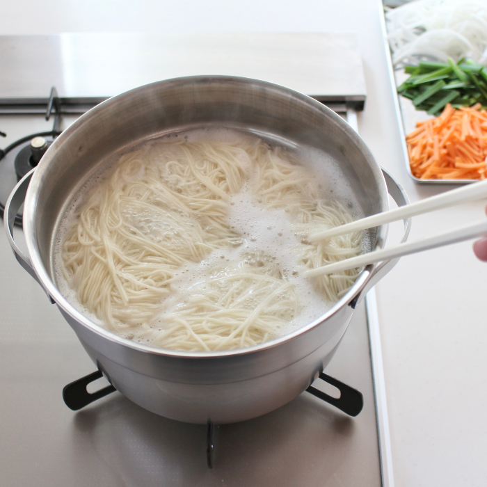 ごはん鍋 ステンレスタイプ - 宮崎製作所公式ウェブサイト