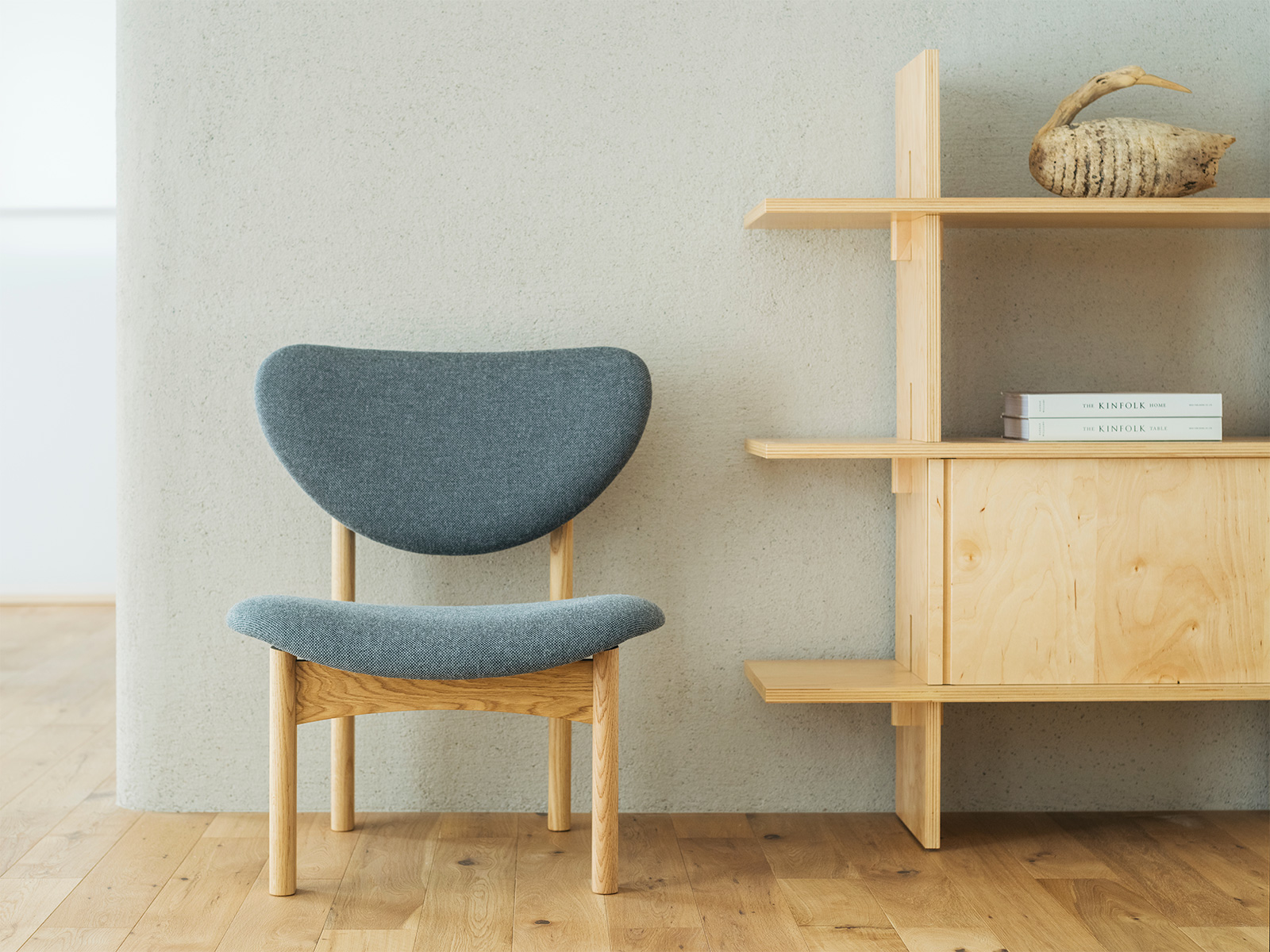 秋岡芳夫の言葉「ジャンボな椅子で食事を」｜モノ・モノ