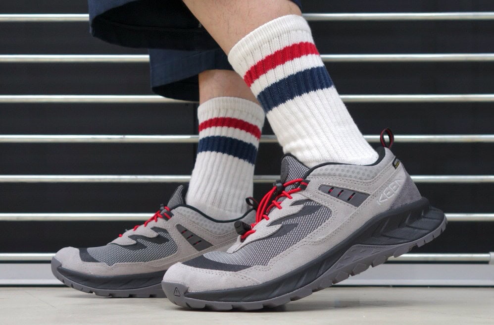 KEENの無敵シューズ」雨も岩場も安定感抜群！機能もデザインも完璧な