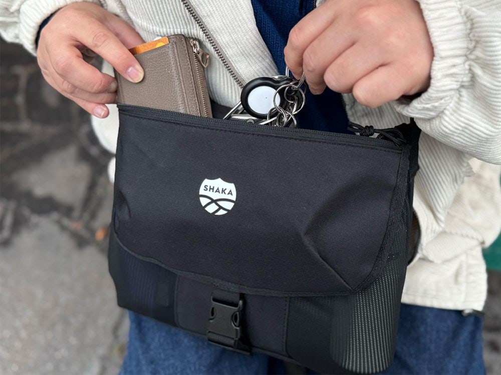 これが付録!?】シャカの「8ポケットバッグ」が収納力オバケすぎた！PC