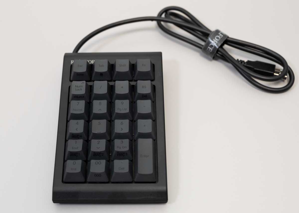 リアホの高級テンキー「REALFORCE RT1 テンキーボード」を動画編集用