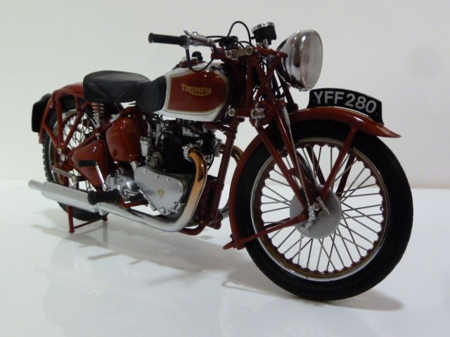 Triumph Speed Twin Classic Bike Series No 59 1:12 122133700