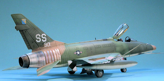 Trumpeter 1/32 F-100D Super Sabre, by Lee Kolosna