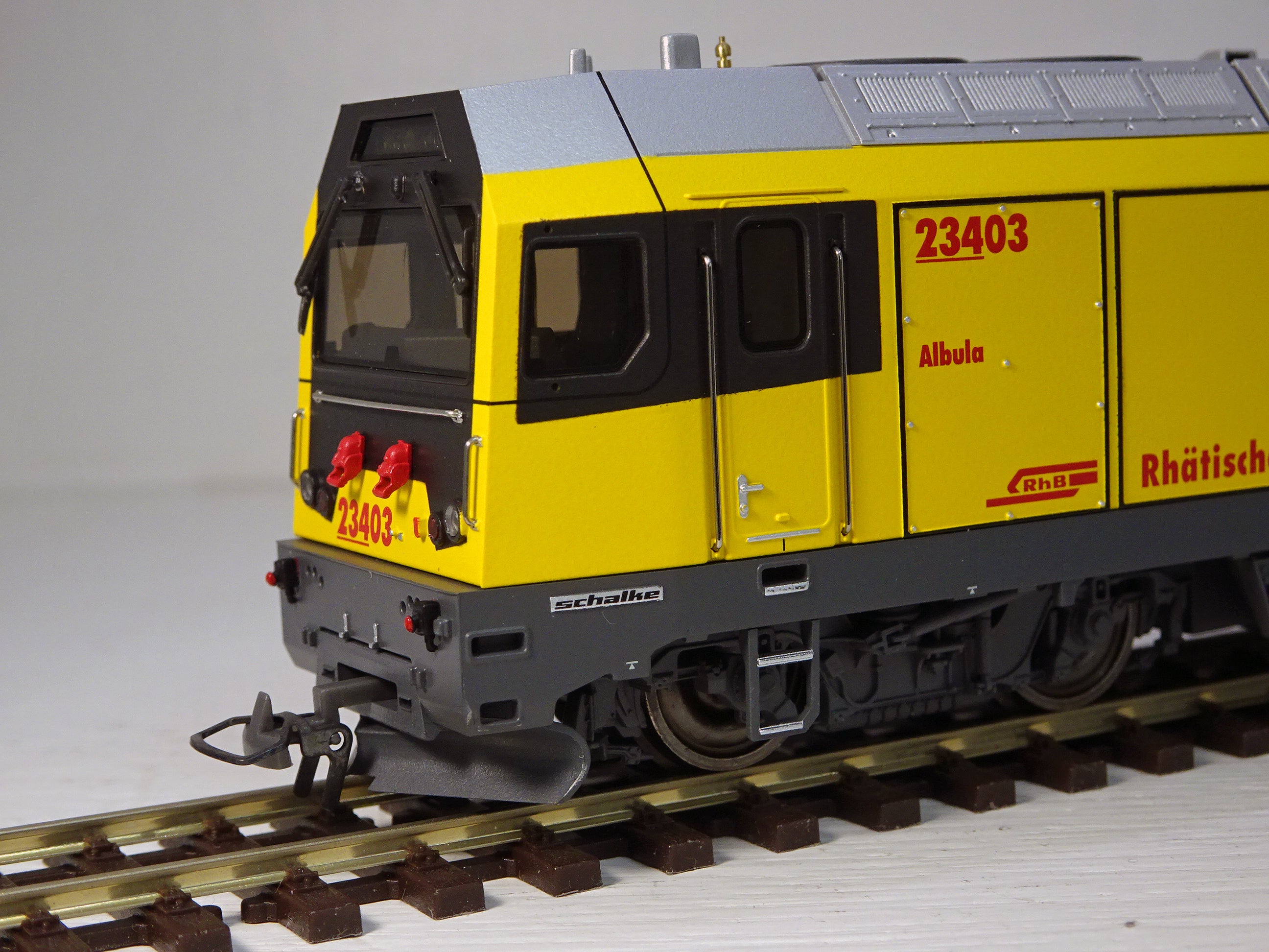 HOmゲージ(12mm - 1/87) | Modellbahn