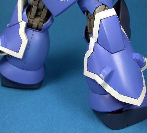 MODEL RUNNER 切り込み隊長 1/100 ｲﾌﾘｰﾄ改(MG F2ｻﾞｸ改造)