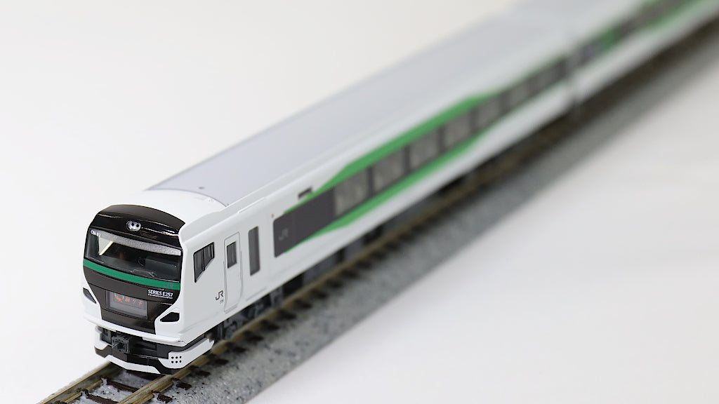 KATO [10-1883] E257系5000番台 9両セット (Nゲージ 動力車あり) – 天