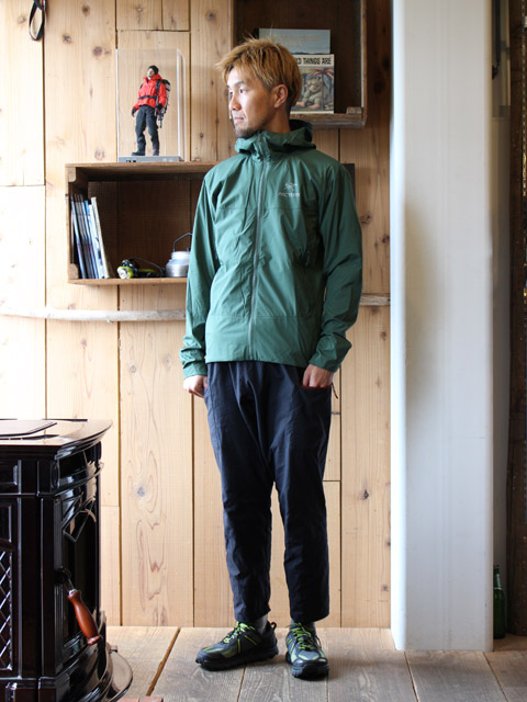 中途半端に感じた部分が「絶妙」に変わる ARC'TERYX Atom SL Hoody