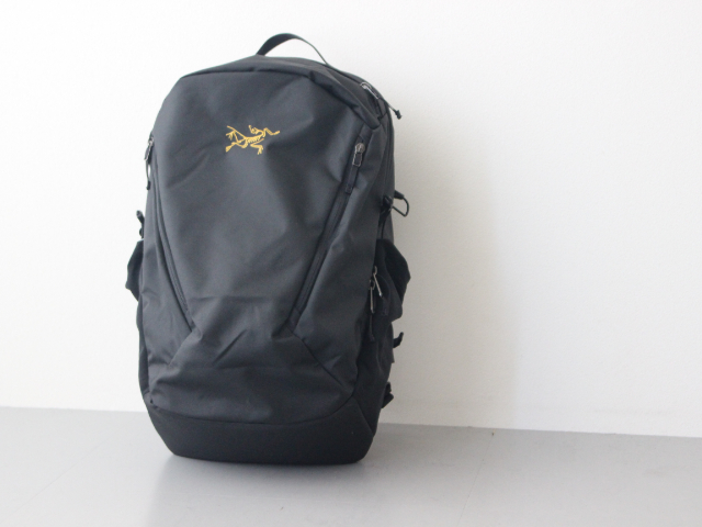 普段使いに、ちょっとした山に ARC'TERYX Mantis26、16 – moderate