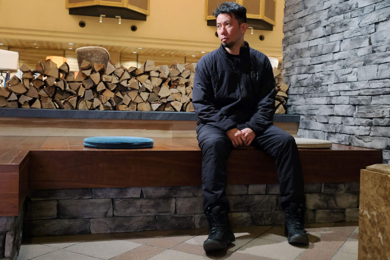 驚くほど軽く、蒸れずに暖か。BURTON AKのHELIUMシリーズ