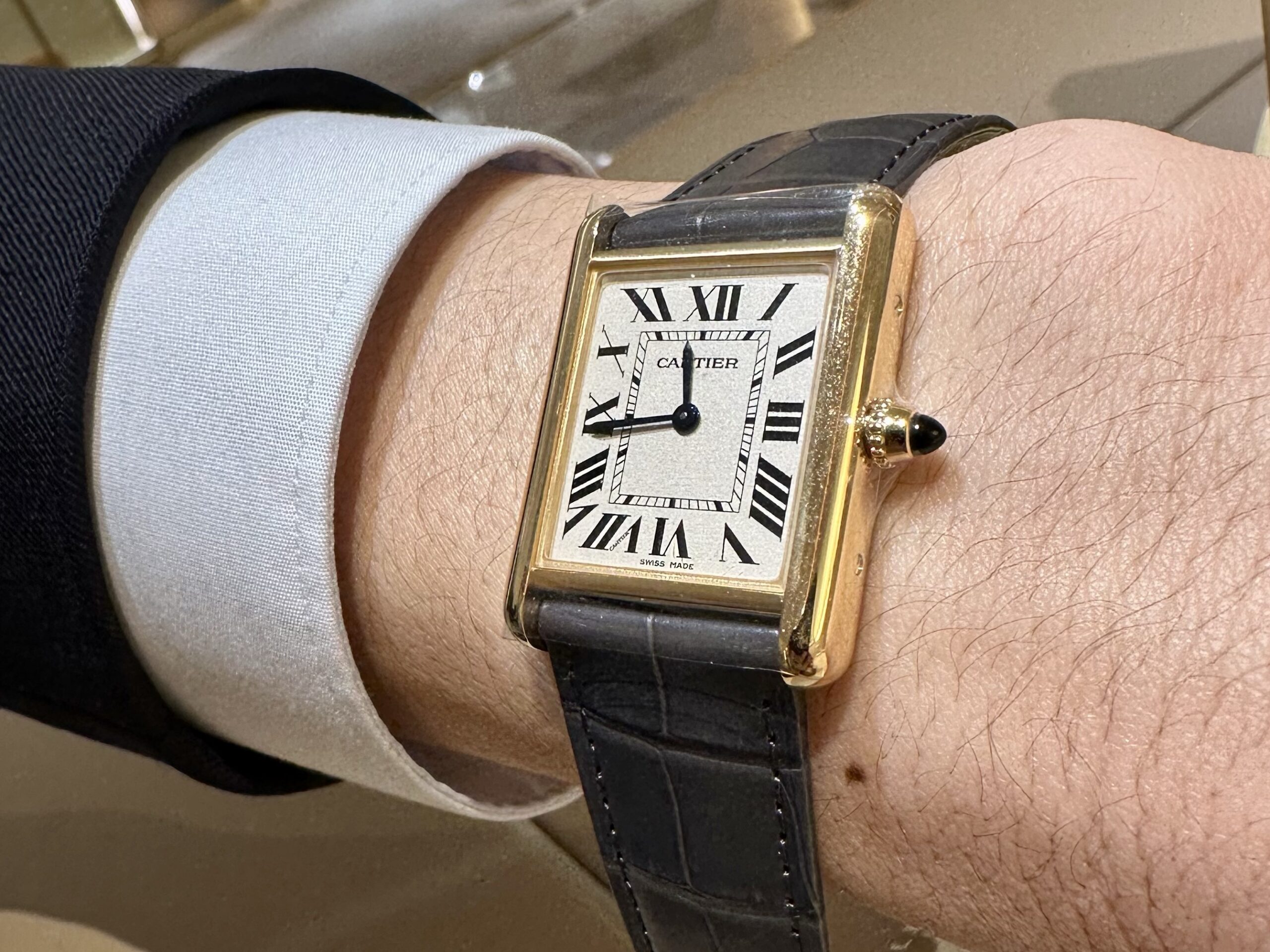 妻へのプレゼントに最高の時計、タンクルイカルティエ(YG、SMサイズ