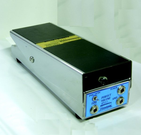 Volume Pedals – モリダイラ楽器